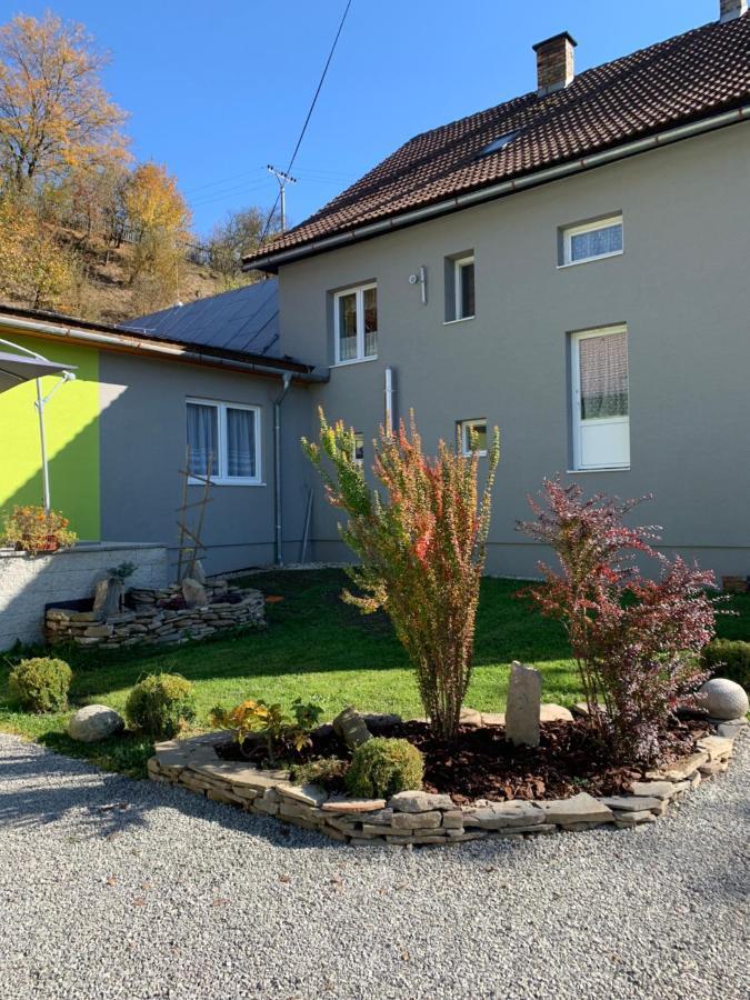 Ubytovanie Pod Skalkou Dolny Kubin Eksteriør bilde